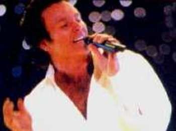 Billy Lee Is Tom Jones