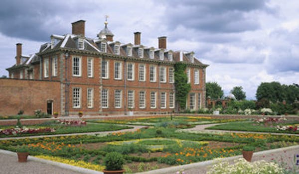 Hanbury Hall & Gardens (National Trust)