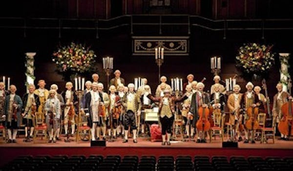 Mozart Festival Orchestra, London Chorus