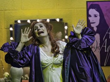 Prima Donna artist photo