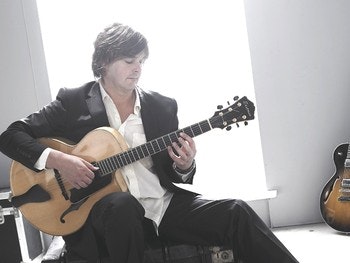 Darren Dutson-Bromley