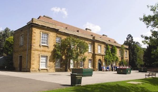 Abington Park Museum