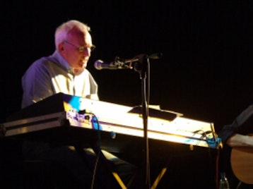 Barry Coope artist photo