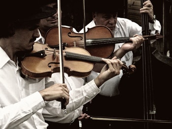 Góbéfest After Party: Tcha Limberger Trio