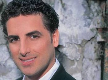 Juan Diego Florez artist photo