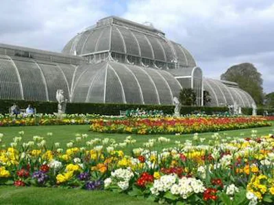 Picture of Connect to Nature with Julia Bradbury