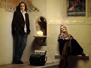 Vicki Swan & Jonny Dyer