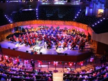 St David's Hall picture