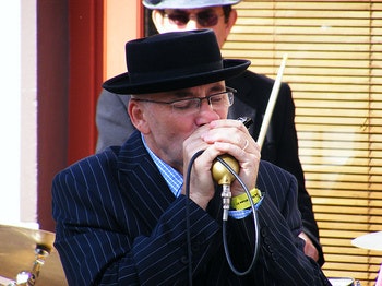 Dr Brown & The Groove Cats