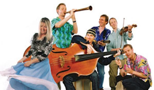 Maddy Prior And The Carnival Band