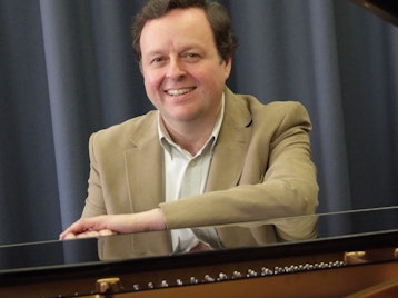 Evening Recital: Ronan O'Hara picture