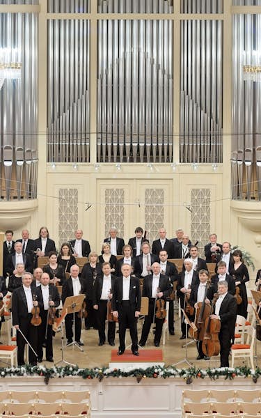St Petersburg Symphony Orchestra, Alexander Dmitriev, Timothy Hugh