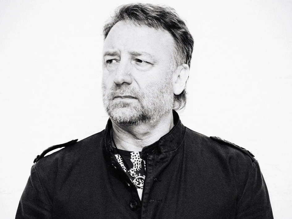 Picture of Peter Hook