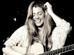 Jenna Witts artist photo