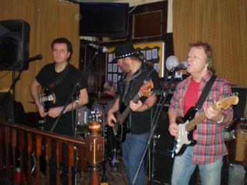 Alan Warner Appearing With The 60's Allstars picture