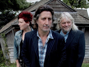 Folk At The House: Show Of Hands + Nancy Kerr & James Fagan + Eleanor McEvoy + Lisbee Stainton + ColvinQuarmby + Jigantics + Nicky Swann Trio + Roxanne De Bastion + The Medlars + The Brickwork Lizards + Delorean picture