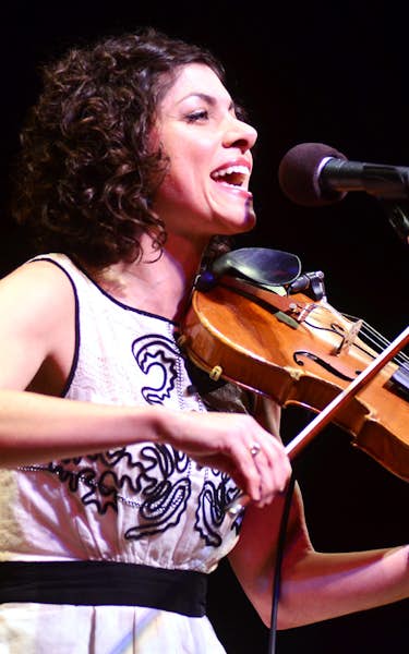 Carrie Rodriguez, The Sacred Hearts