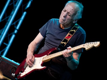 Robin Trower artist photo