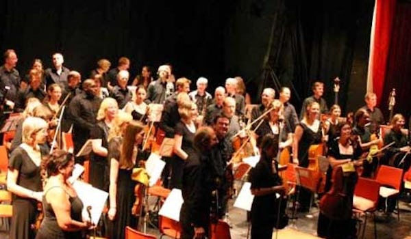 Minehead & Exmoor Festival Orchestra, Laura van der Heijden