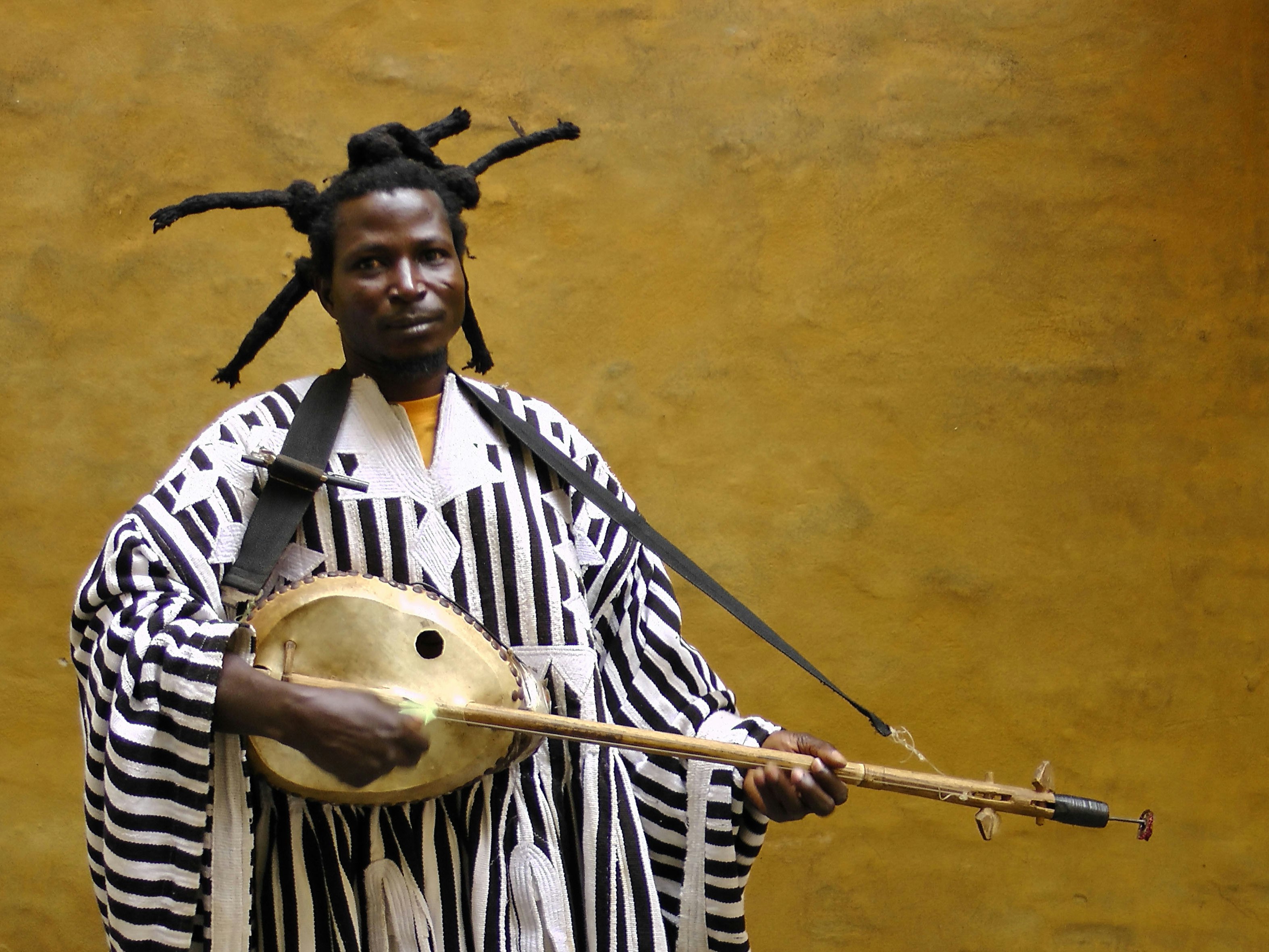 King Ayisoba appearing at this event