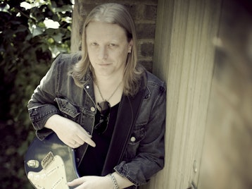 Matt Schofield artist photo