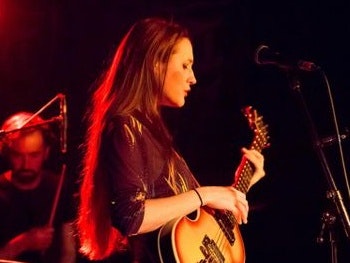 Holly Holden y Su Banda Tour Dates