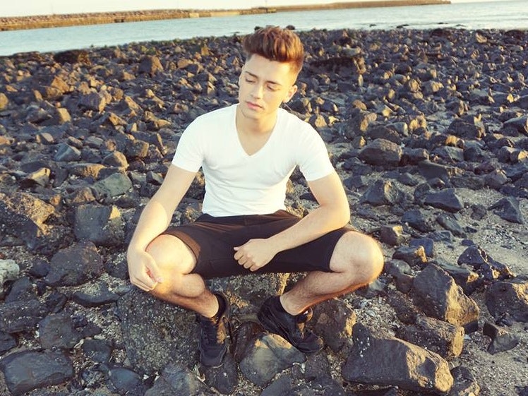 Joey Devries