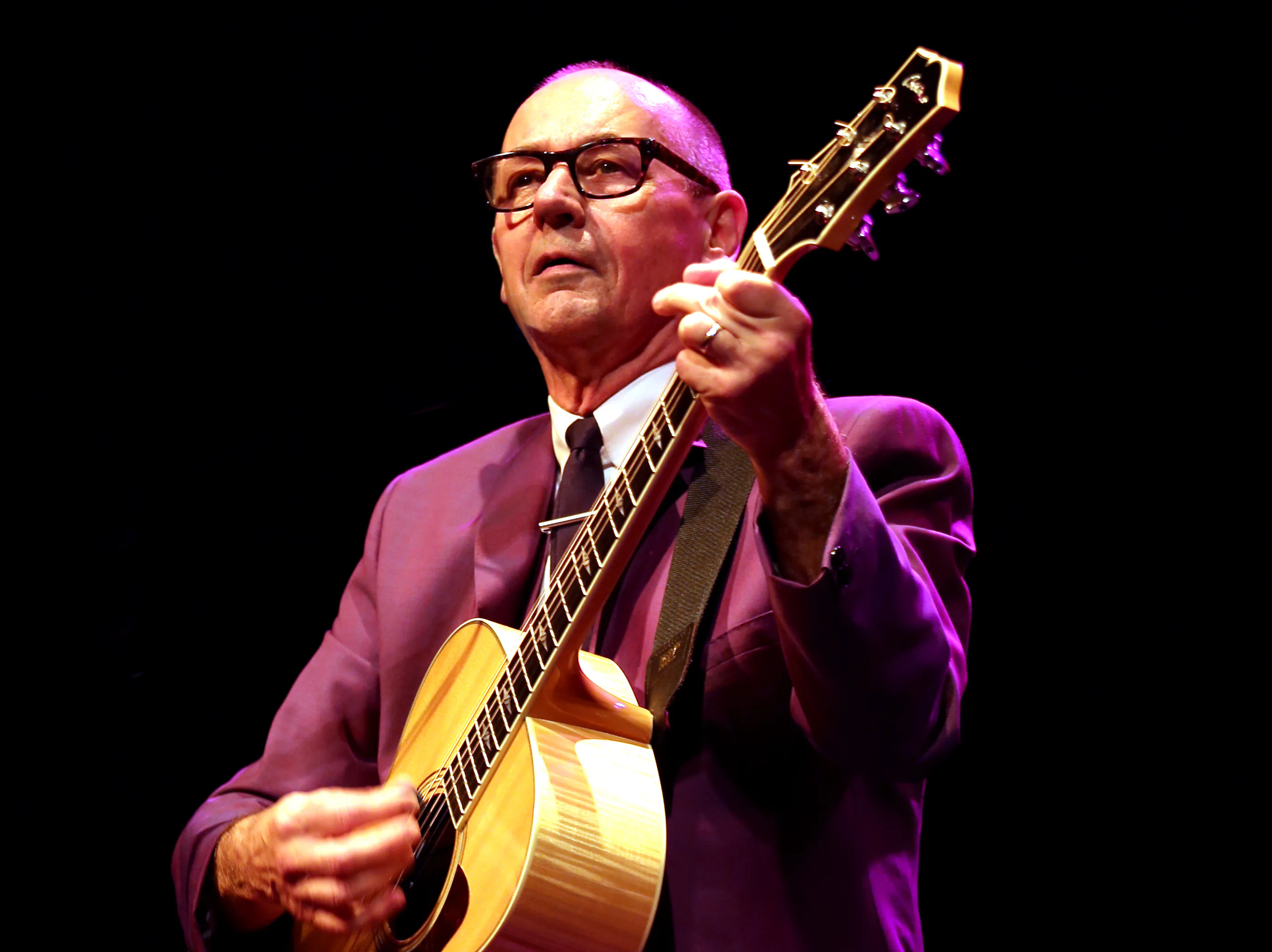 Picture of Andy Fairweather Low