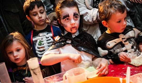 Spooky Night At The Museum - Halloween At Discovery Museum 2015