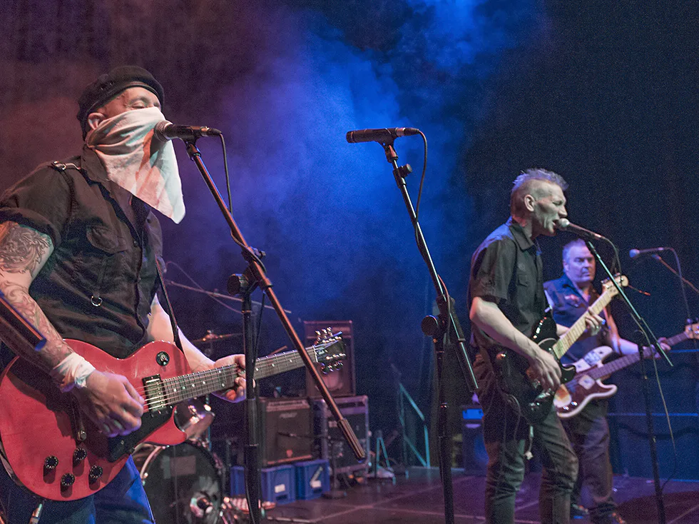 Picture of Combat Rock - The Ultimate Clash Tribute