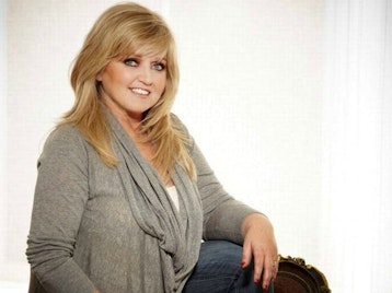 Linda Nolan artist photo