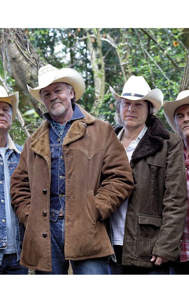 Los Pacaminos featuring Paul Young, The Ugly Guys