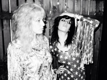 Deap Vally + Skaters picture