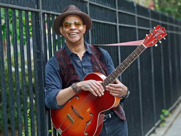 Picture of Guy Davis