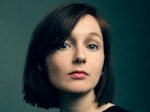 Maz O'Connor artist photo
