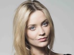 Laura Whitmore artist photo