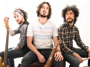 Wille & The Bandits artist photo