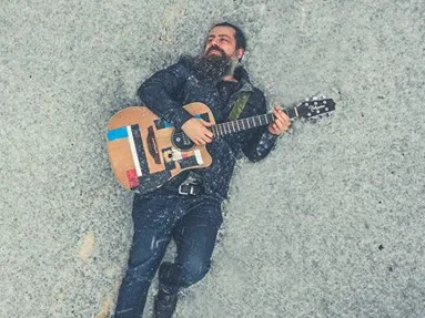 Picture of Sean Rowe