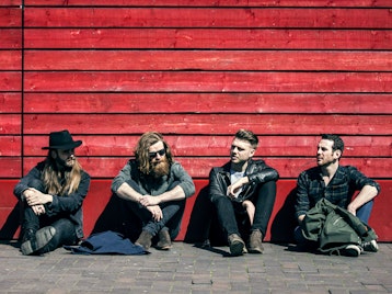 Hunter & The Bear artist photo