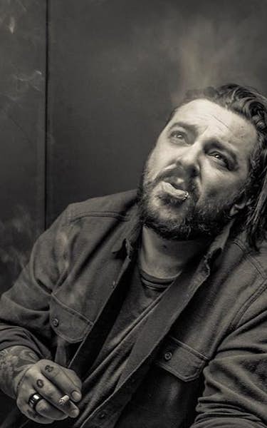 Seether, Vyvienne Long
