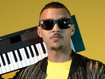 Swindle artist photo