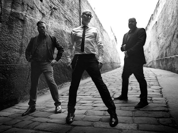 Covenant artist photo
