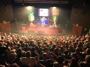 The Music Of The Hollies: Hollywood Bees picture
