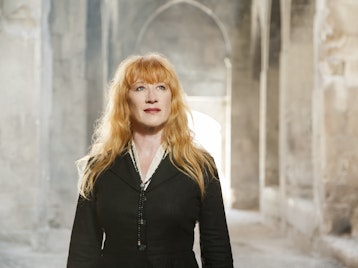 Loreena McKennitt artist photo