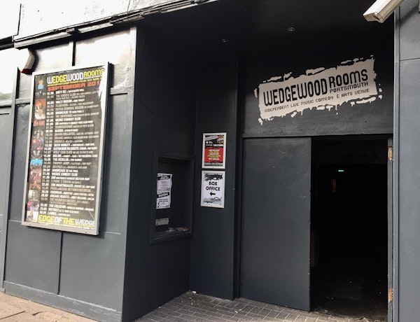 Riona O'Connor, Olga Thompson