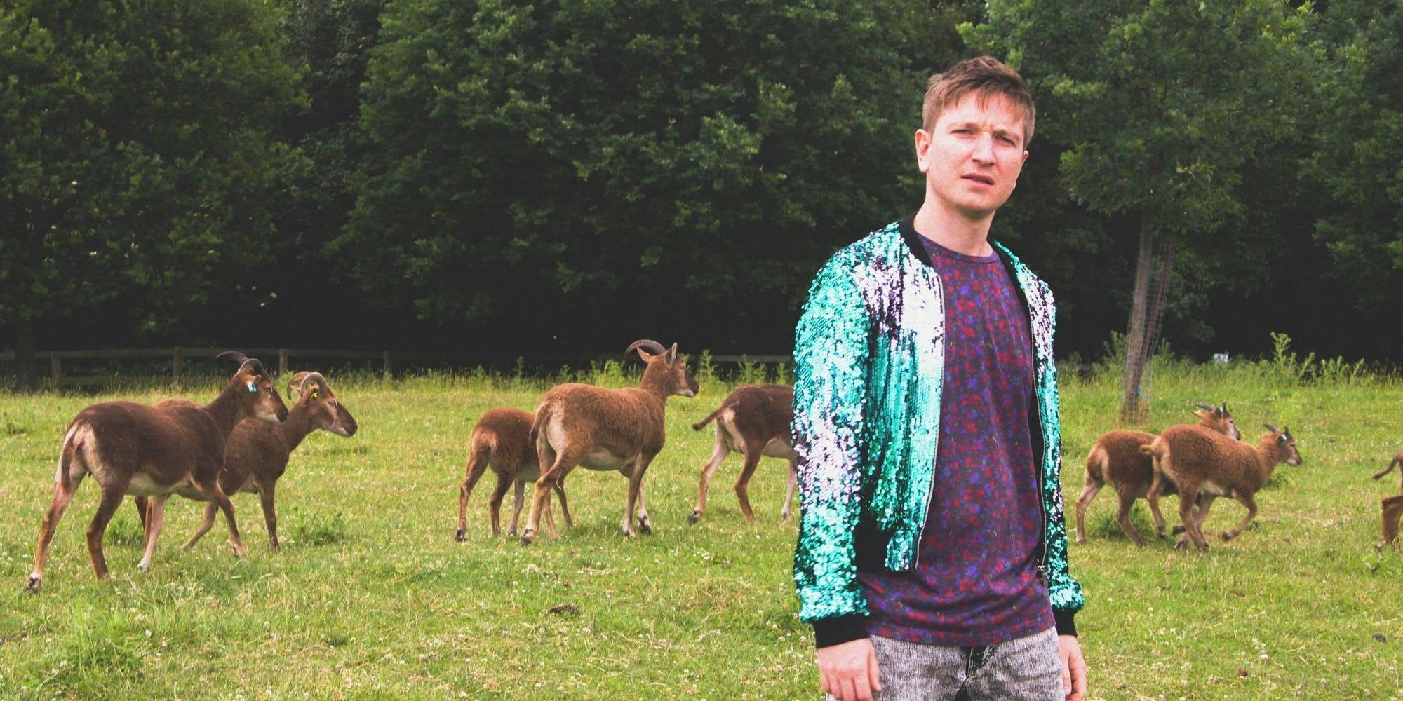 Gecko appearing at this event