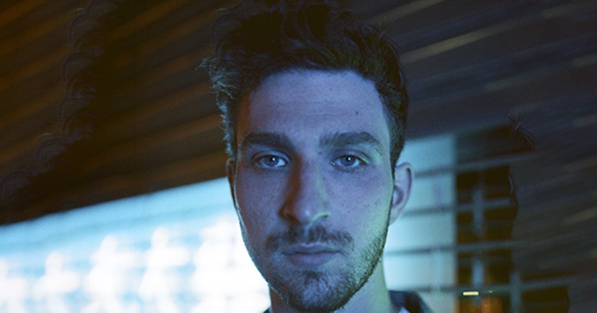 Two Feet tour dates & tickets 2025 Ents24