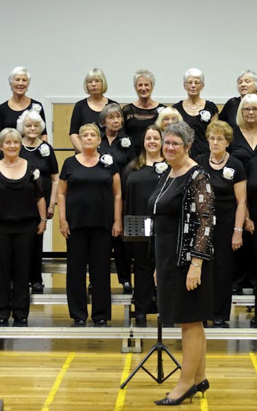 Penistone Ladies Choir, Hade Edge Band