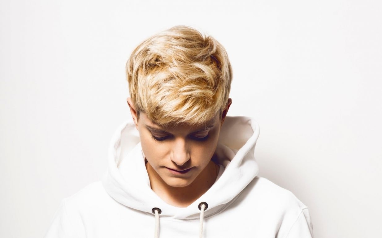 Mae Martin Tour Dates & Tickets 2021 Ents24