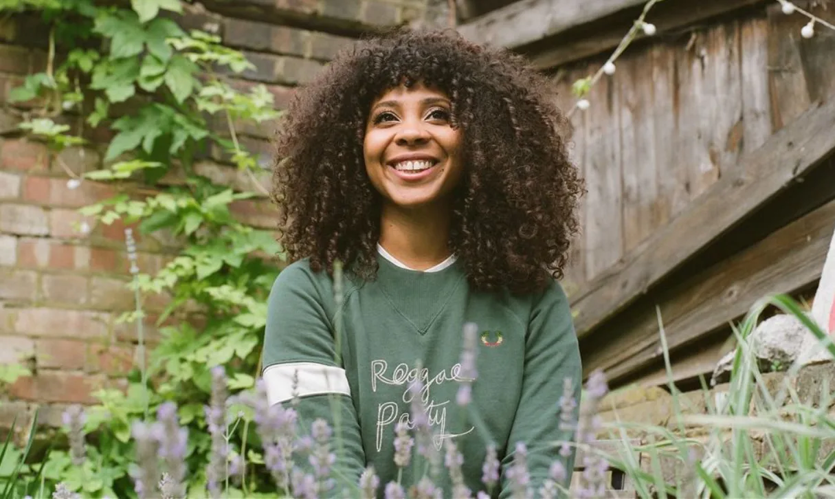Picture of Hollie Cook